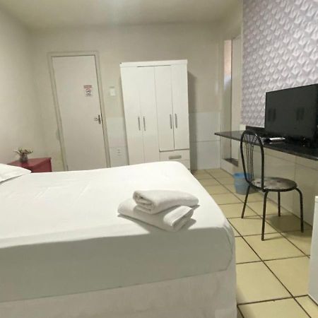 קרוארו Center Plaza Hotel מראה חיצוני תמונה