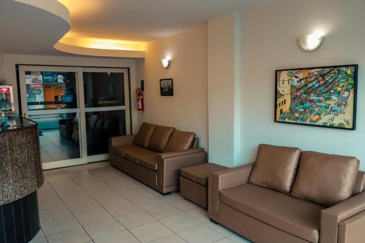 קרוארו Center Plaza Hotel מראה חיצוני תמונה