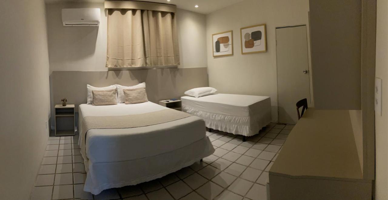 קרוארו Center Plaza Hotel מראה חיצוני תמונה
