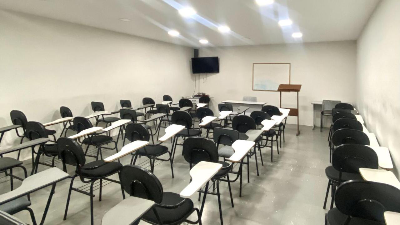 קרוארו Center Plaza Hotel מראה חיצוני תמונה