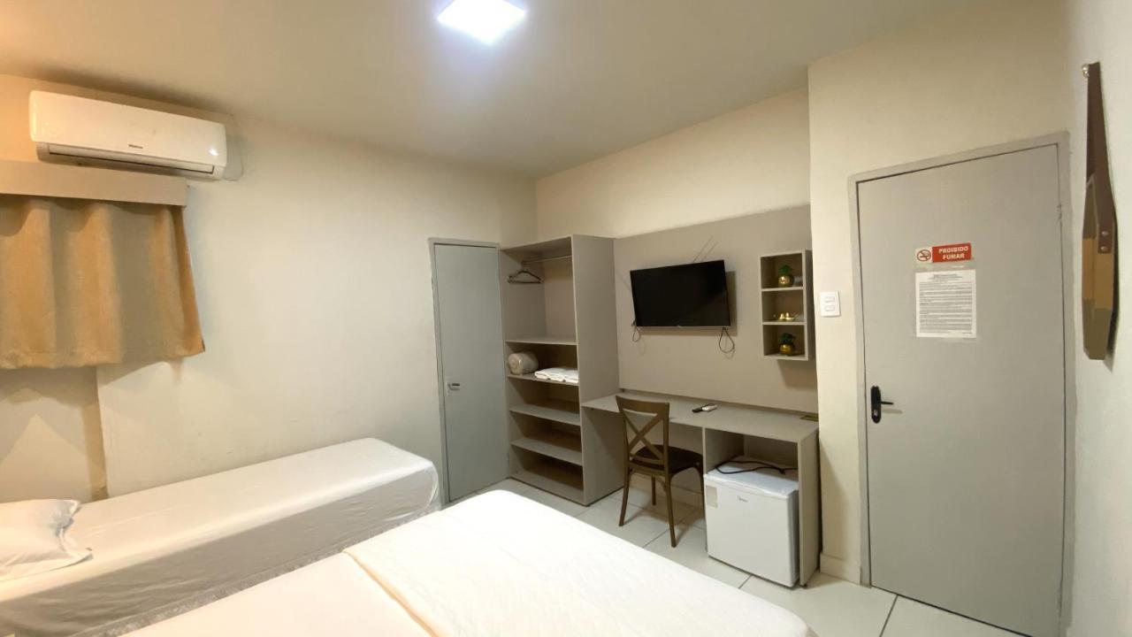 קרוארו Center Plaza Hotel מראה חיצוני תמונה