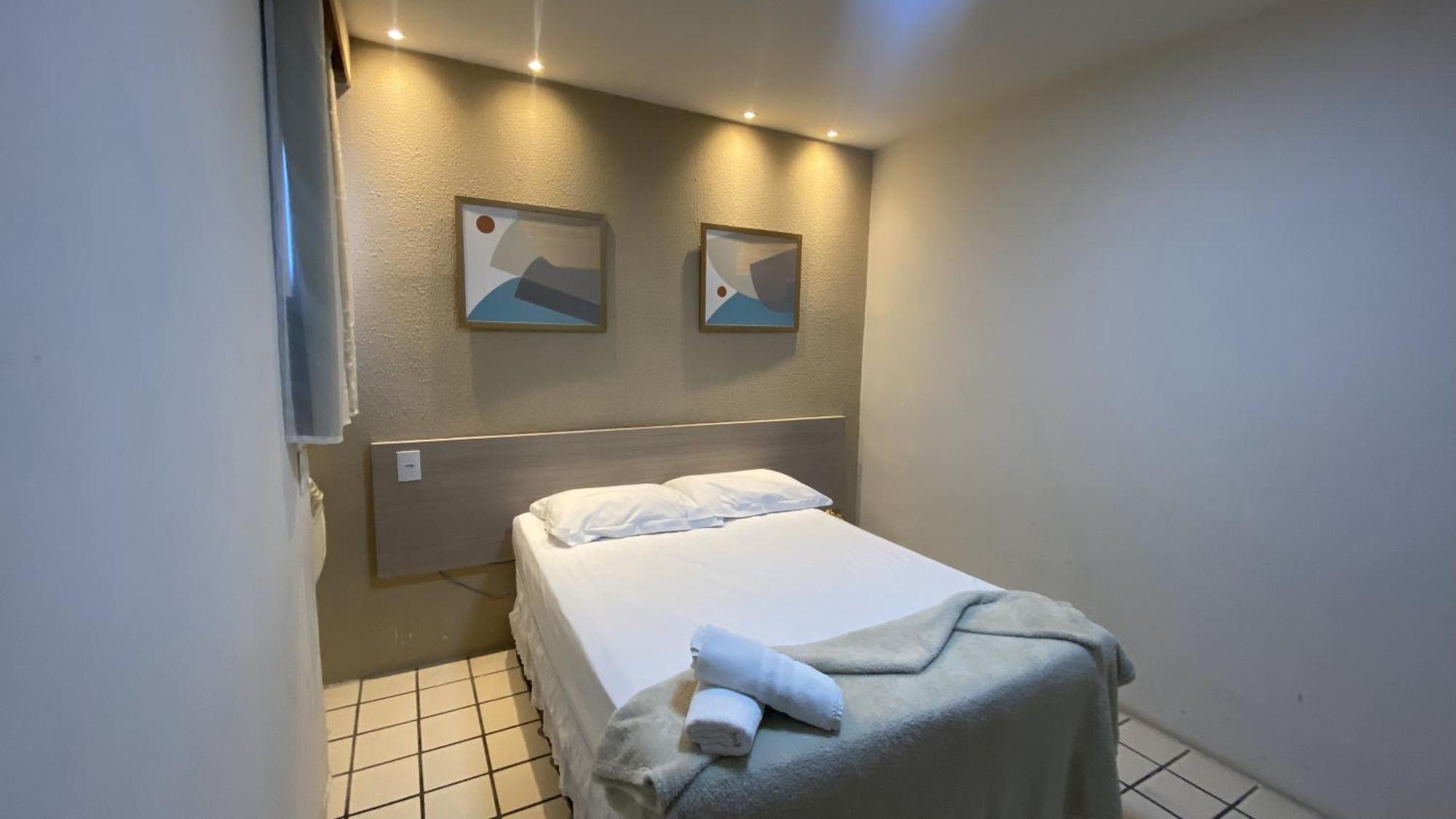 קרוארו Center Plaza Hotel מראה חיצוני תמונה