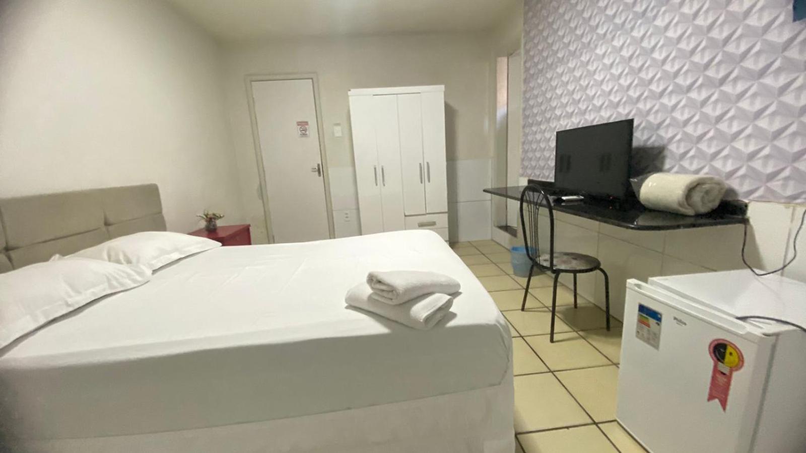 קרוארו Center Plaza Hotel מראה חיצוני תמונה
