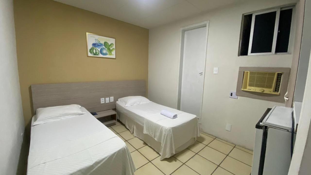 קרוארו Center Plaza Hotel מראה חיצוני תמונה